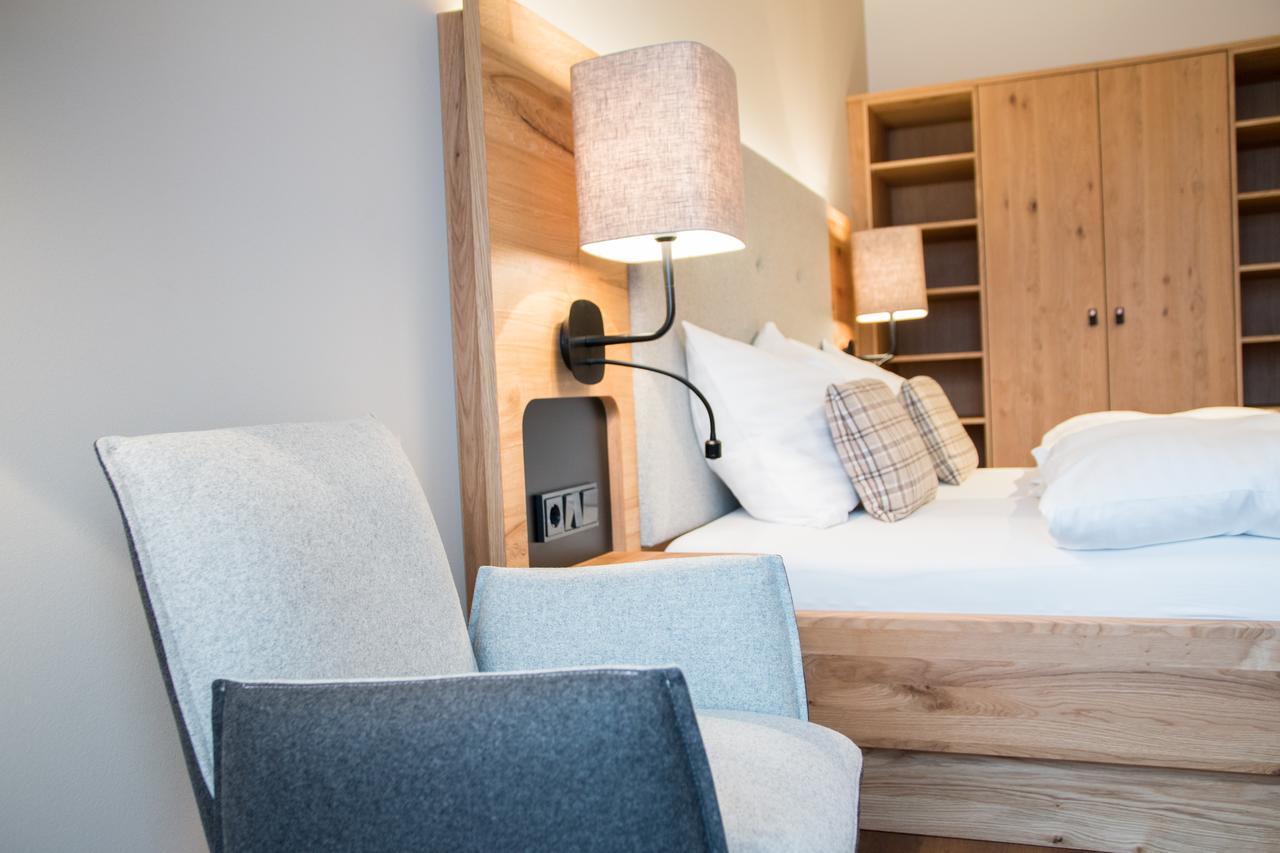 Landgasthaus Helpfauer Hof Екстер'єр фото